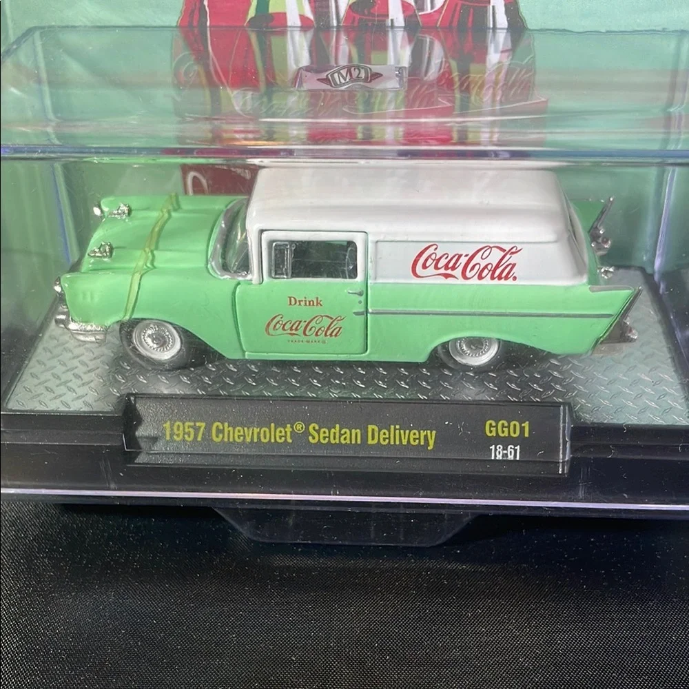 Coca-Cola 1957 Chevrolet Sedan Delivery Diecast Model